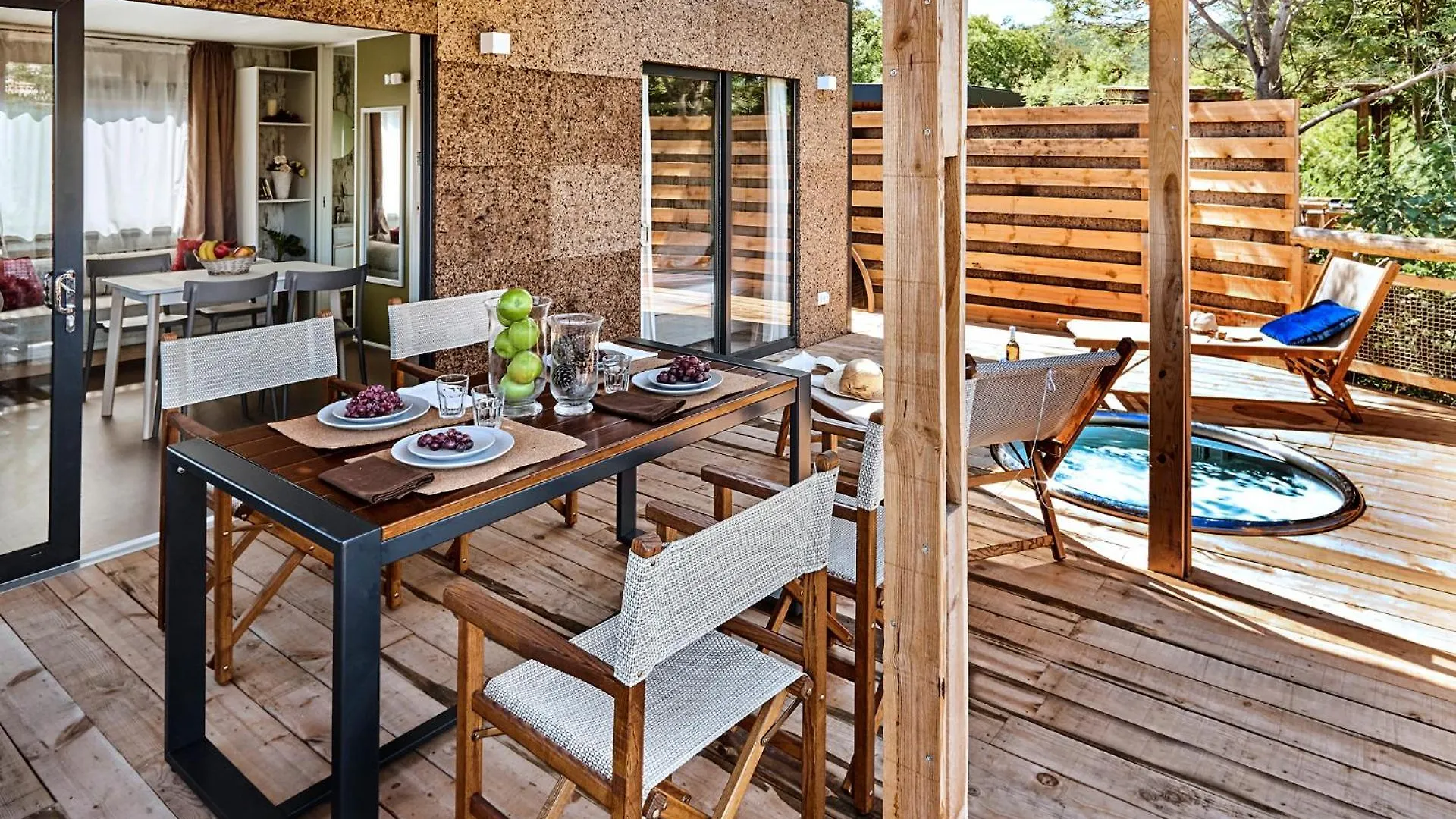 Campsite Camping Au Paradis Des Campeurs Premium Roquebrune-sur-Argens