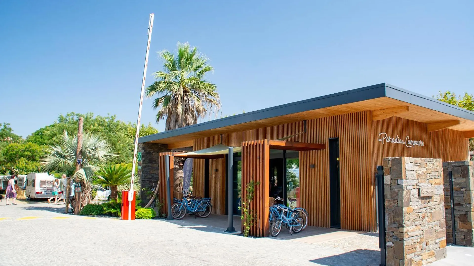 Camping Au Paradis Des Campeurs Premium Roquebrune-sur-Argens 0*,  France