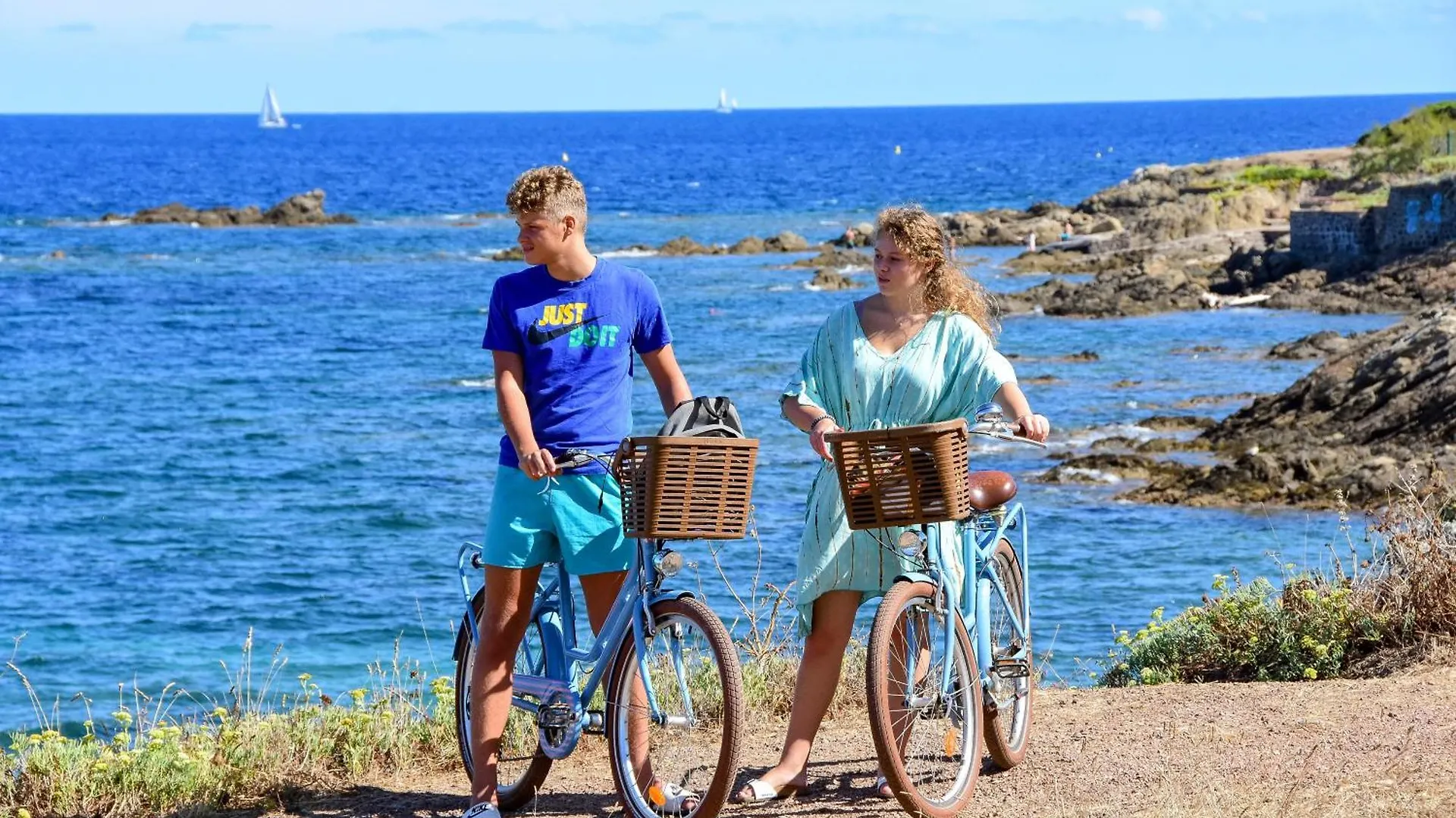 Campsite Camping Au Paradis Des Campeurs Premium Roquebrune-sur-Argens